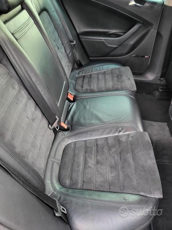 Usata VW Passat 170 CV (125 kW) 2007 Grigio Station wagon