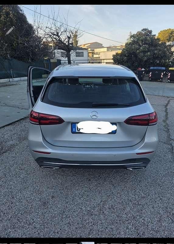 Usata Mercedes B180 Executive 116 CV (85 kW) 2020 Monovolume