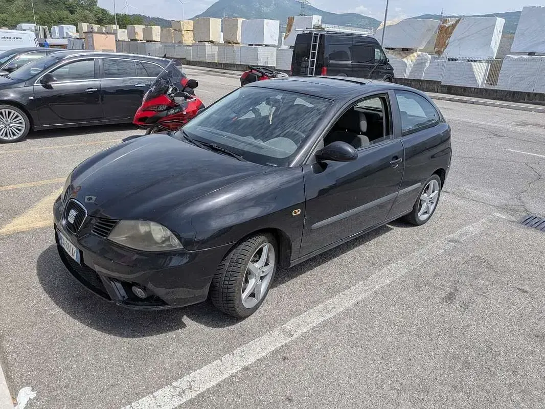 Usata Seat Ibiza Stylance 86 CV (63 kW) 2007 Utilitaria