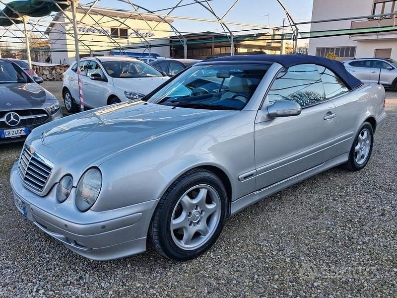 Occasion Mercedes CLK200 Avantgarde 192 ch (141 kW) 2000 Gris Cabriolet