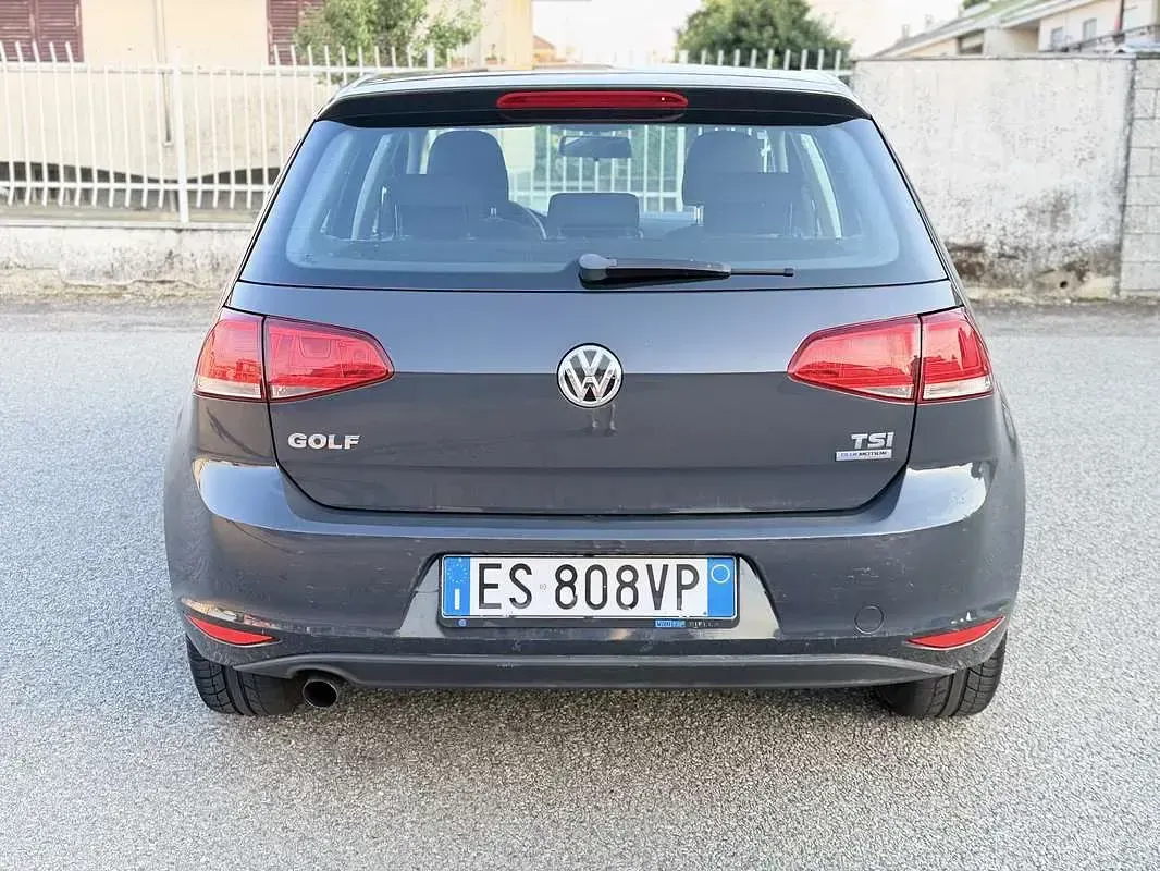Usata VW Golf VII Comfortline 105 CV (77 kW) 2014 Berlina