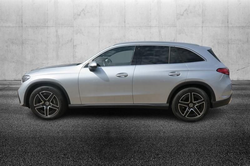 Usata Mercedes GLC220 Advanced 197 CV (144 kW) 2024 Argento metallizzato SUV