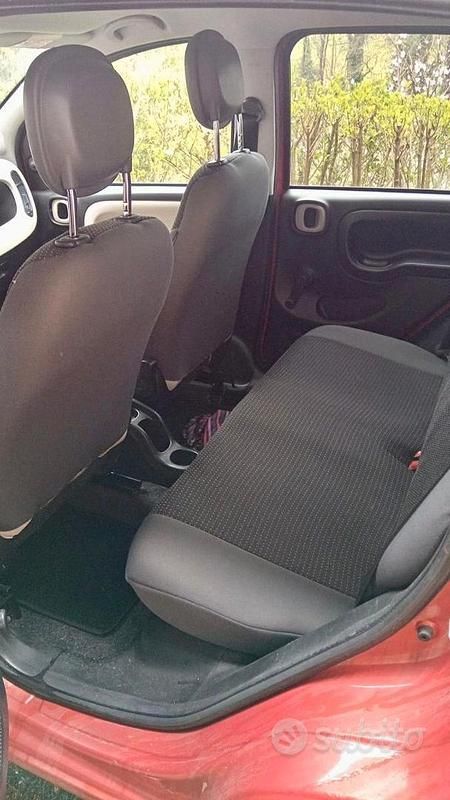 Usata Fiat Panda 85 CV (62 kW) 2012 Utilitaria