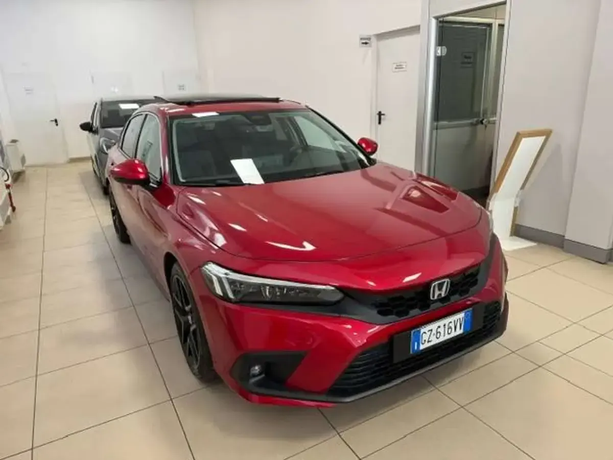 Usata Honda Civic Advance 143 CV (105 kW) 2025 Premium crystal red Berlina
