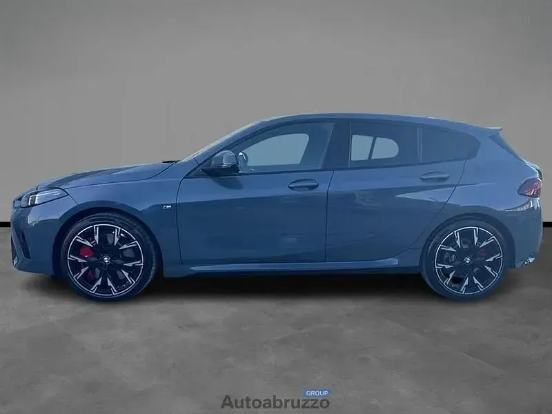 Begagnad BMW 118 M Sport 150 HK (110 kW) 2025 Altro Halvkombi