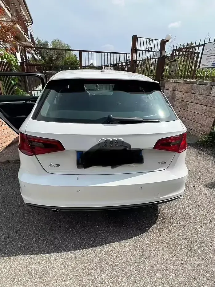 Usata Audi A3 S-Line 110 CV (80 kW) 2016 Bianco Berlina