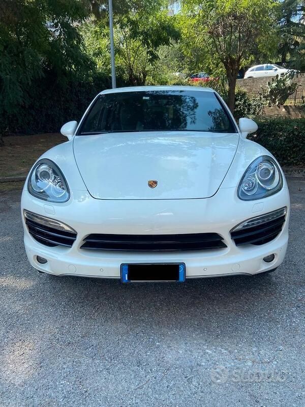 Usata 2011 Porsche Cayenne SUV | 23.900 € (Molto cara) - Immagine 1/4