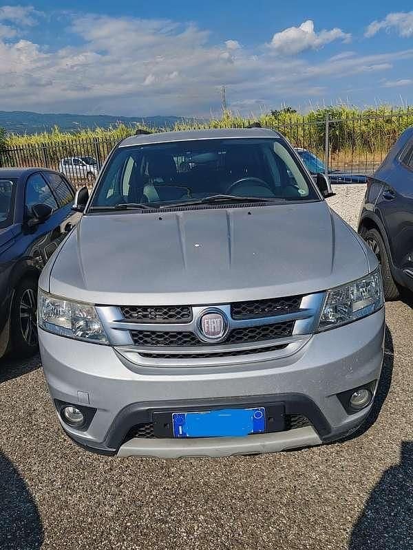 Usata Fiat Freemont Urban 170 CV (125 kW) 2011 Argento SUV