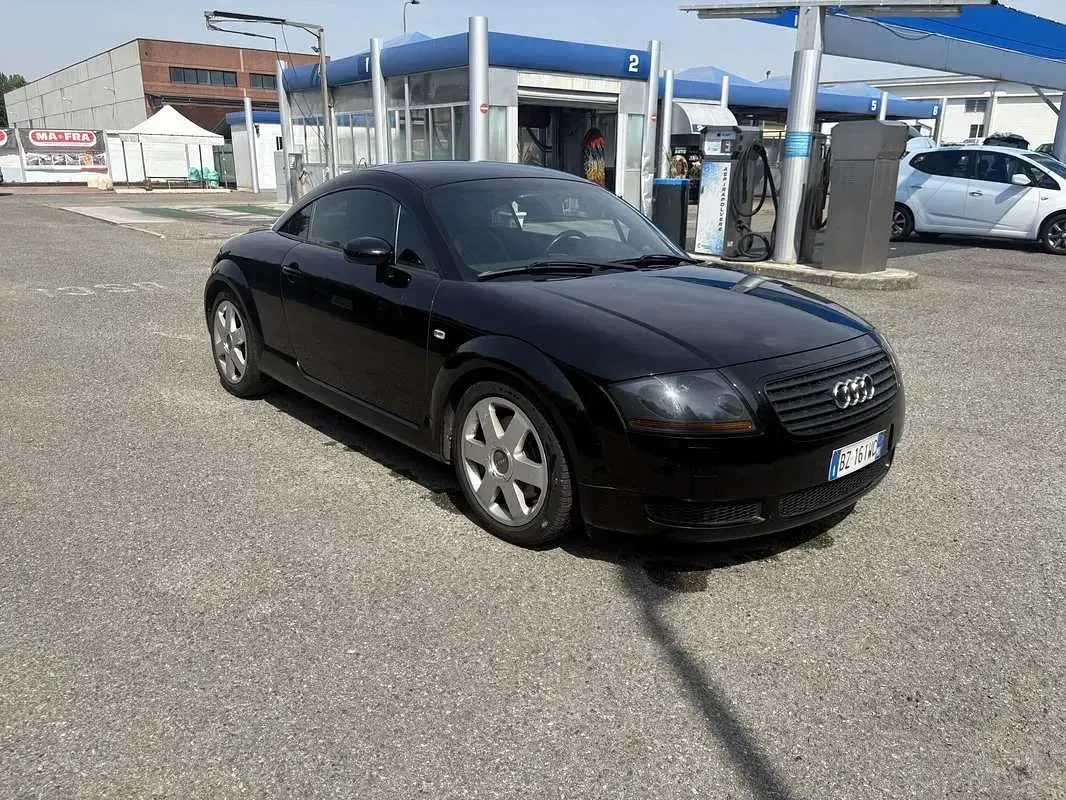 Usata Audi TT 179 CV (131 kW) 2002 Nero Coupé