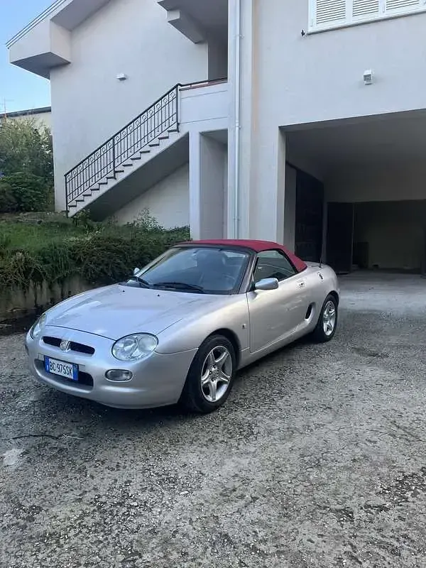 Usata MG F 145 CV (106 kW) 1999 Cabrio