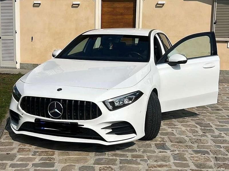 Bianco Usata 2021 Mercedes A160 Executive Tre volumi | 21.900 € (Buon prezzo) - Immagine 1/4