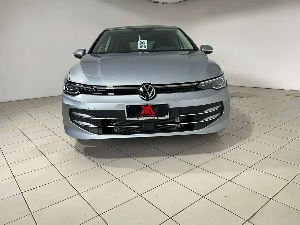 Ny VW Golf VIII Active 150 HK (110 kW) 2026 Sølv Sedan