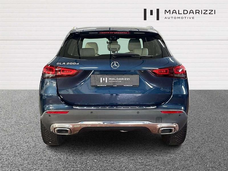 Usata Mercedes GLA200 150 CV (110 kW) 2021 Blu SUV