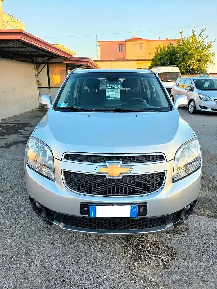 Usata Chevrolet Orlando LTZ 163 CV (119 kW) 2012 Grigio Monovolume