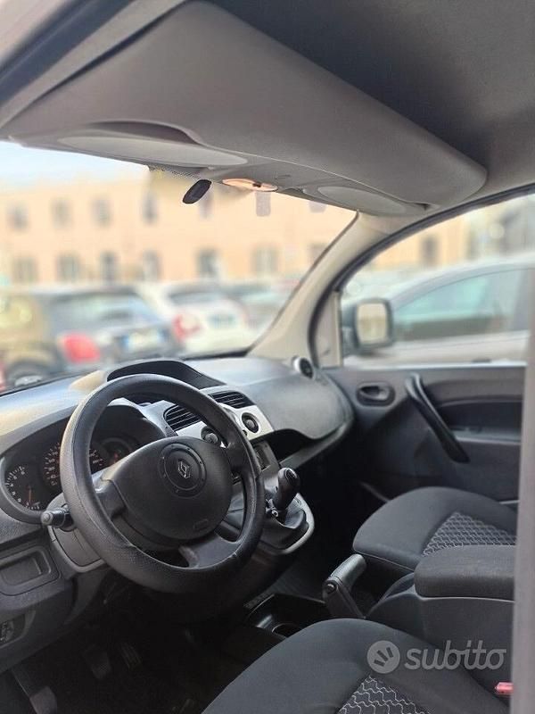 Usata Renault Kangoo 90 CV (66 kW) 2011 Bianco Monovolume