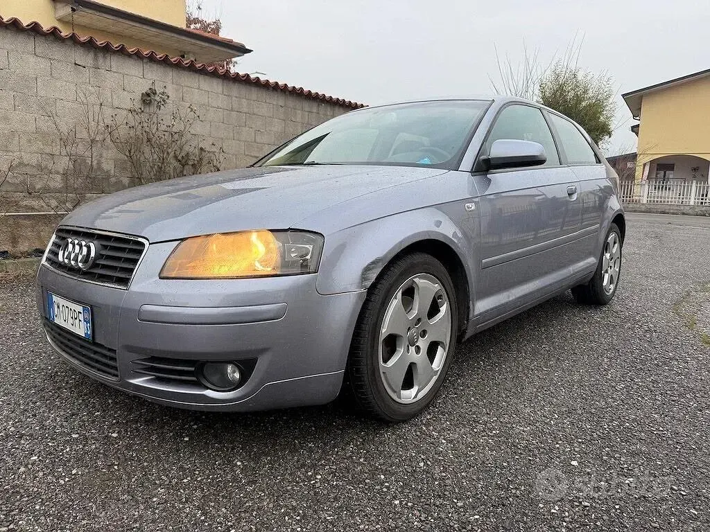 Usata Audi A3 Attraction 140 CV (102 kW) 2003 Grigio Utilitaria
