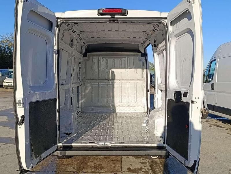 Usata Fiat Ducato 33 Easy 140 CV (102 kW) 2023 Bianco Furgone
