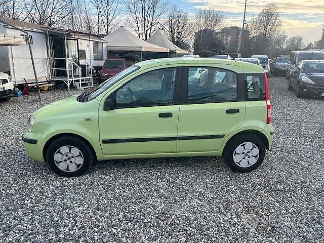 Usata Fiat Panda Active 54 CV (39 kW) 2006 Verde Utilitaria