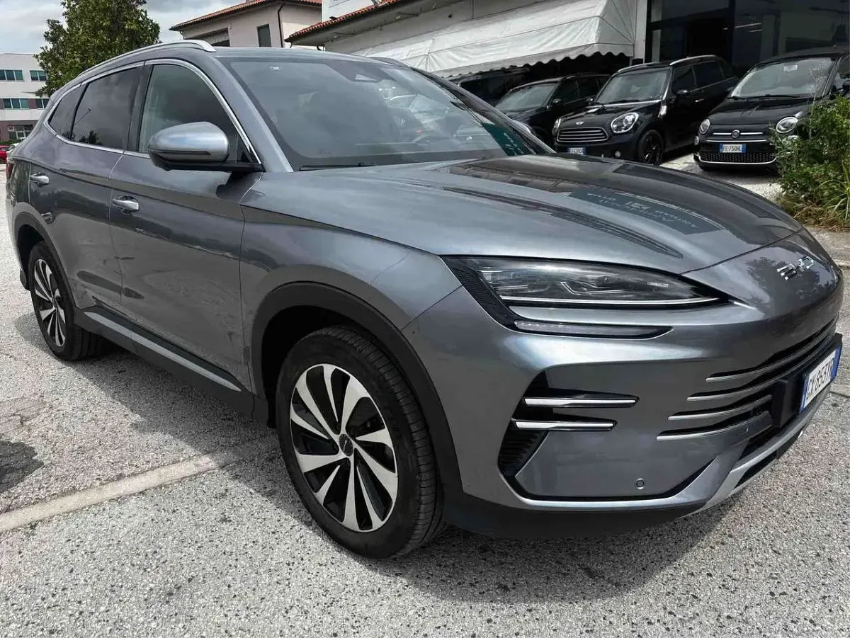 Usata BYD Seal U Boost 98 CV (72 kW) 2025 Grigio SUV