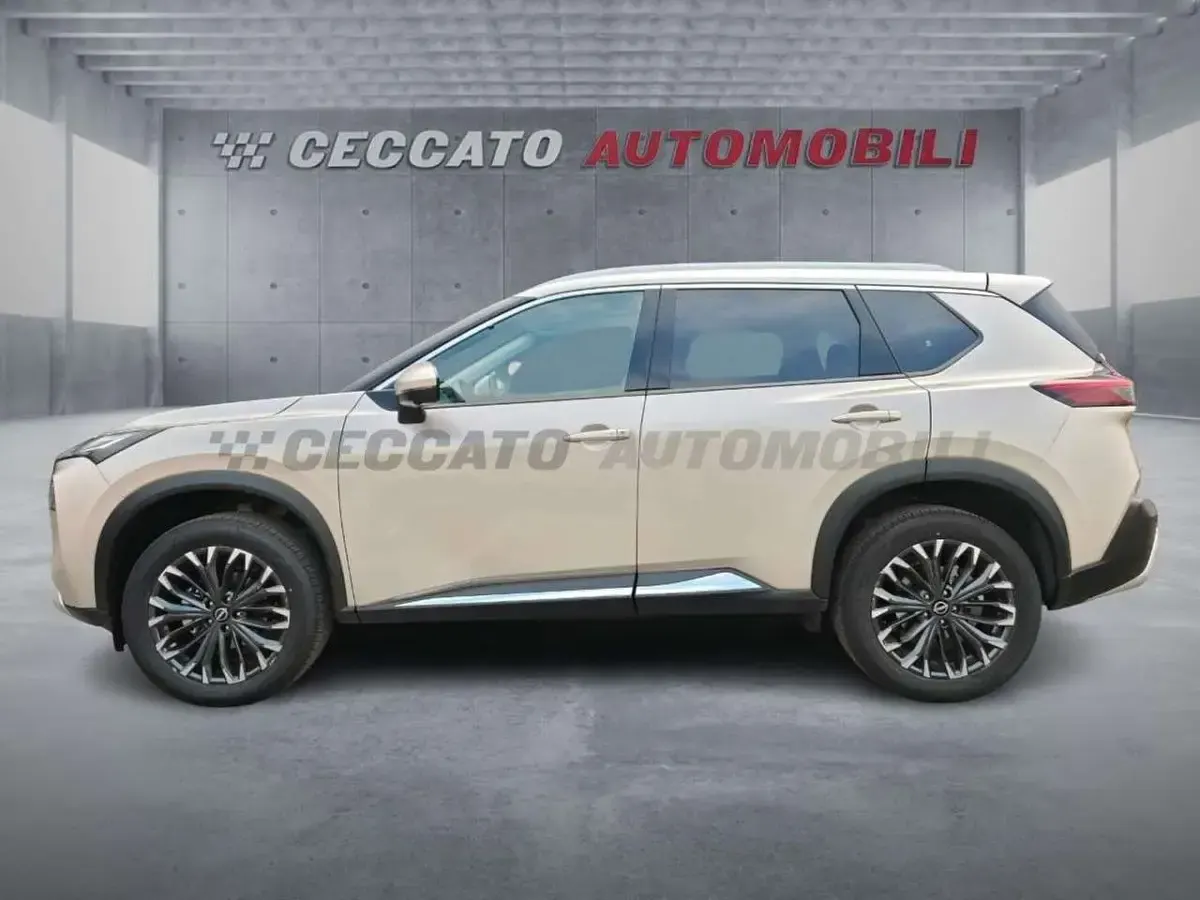 Nuova Nissan X-Trail Tekna 204 CV (150 kW) 2026 Beige SUV