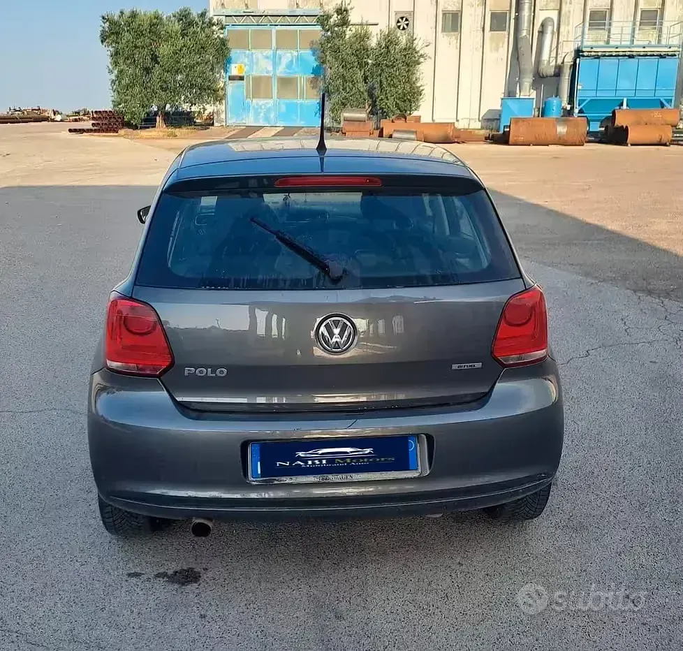 Usata VW Polo 82 CV (60 kW) 2011 Grigio Utilitaria