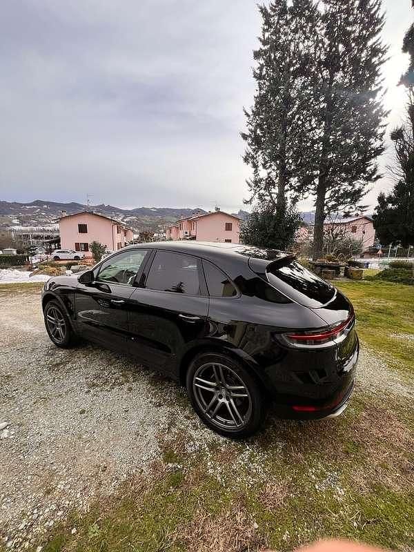 Usata Porsche Macan 245 CV (180 kW) 2020 Nero SUV
