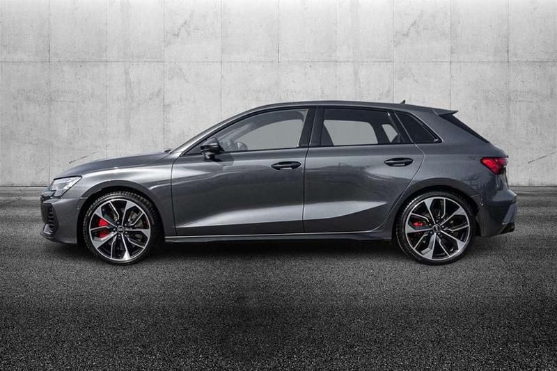 Usata Audi S3 333 CV (244 kW) 2025 Grigio Berlina