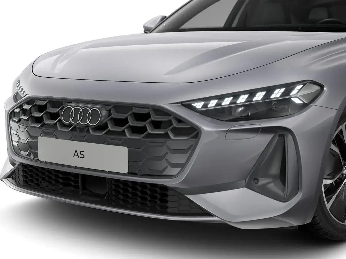 Nuova Audi A5 Advanced 204 CV (150 kW) 2026 Argento fioretto metallizzato Berlina