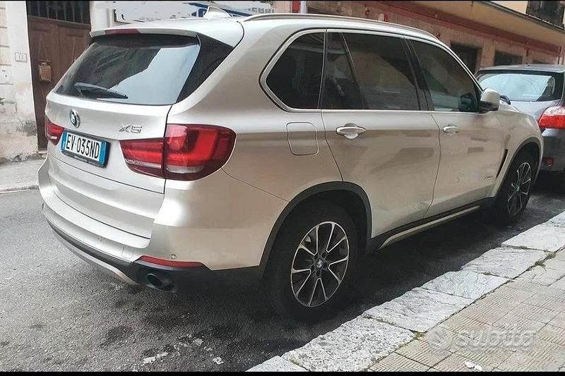 Usata BMW X5 218 CV (160 kW) 2014 SUV