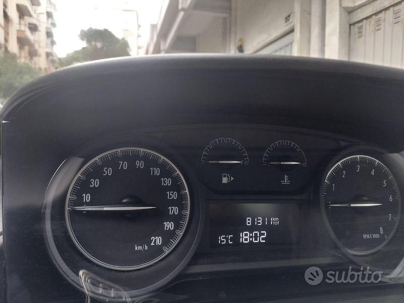 Begagnad Lancia Ypsilon Silver 69 HK (50 kW) 2016 Vit Halvkombi