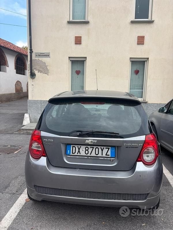 Usata Chevrolet Aveo 84 CV (61 kW) 2009 Grigio Berlina