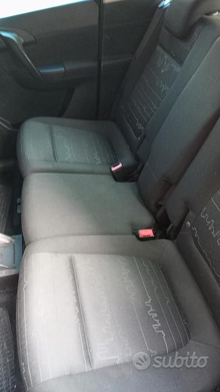 Usata Opel Meriva 95 CV (69 kW) 2011 Grigio Monovolume