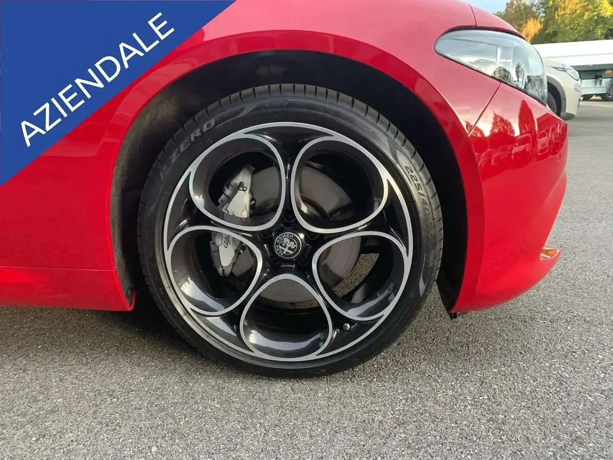 Usata Alfa Romeo Giulia Sprint 280 CV (205 kW) 2024 Rosso alfa Berlina