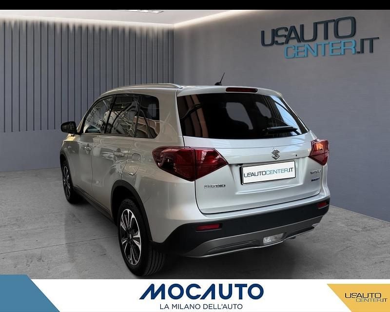 Usata Suzuki Vitara 129 CV (94 kW) 2022 Grigio argento vivo SUV