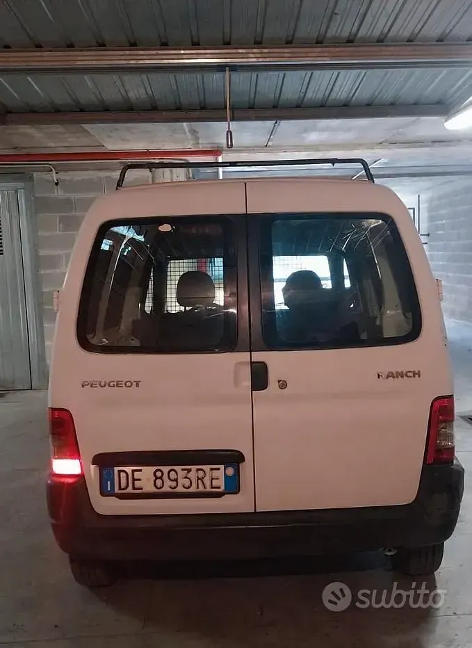Usata Peugeot Partner 75 CV (55 kW) 2006 Bianco Monovolume