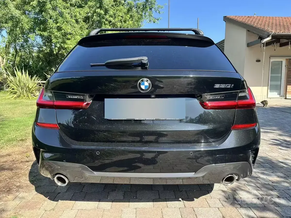 Usata BMW 330 M Sport 258 CV (189 kW) 2020 Bluazzurro Station wagon