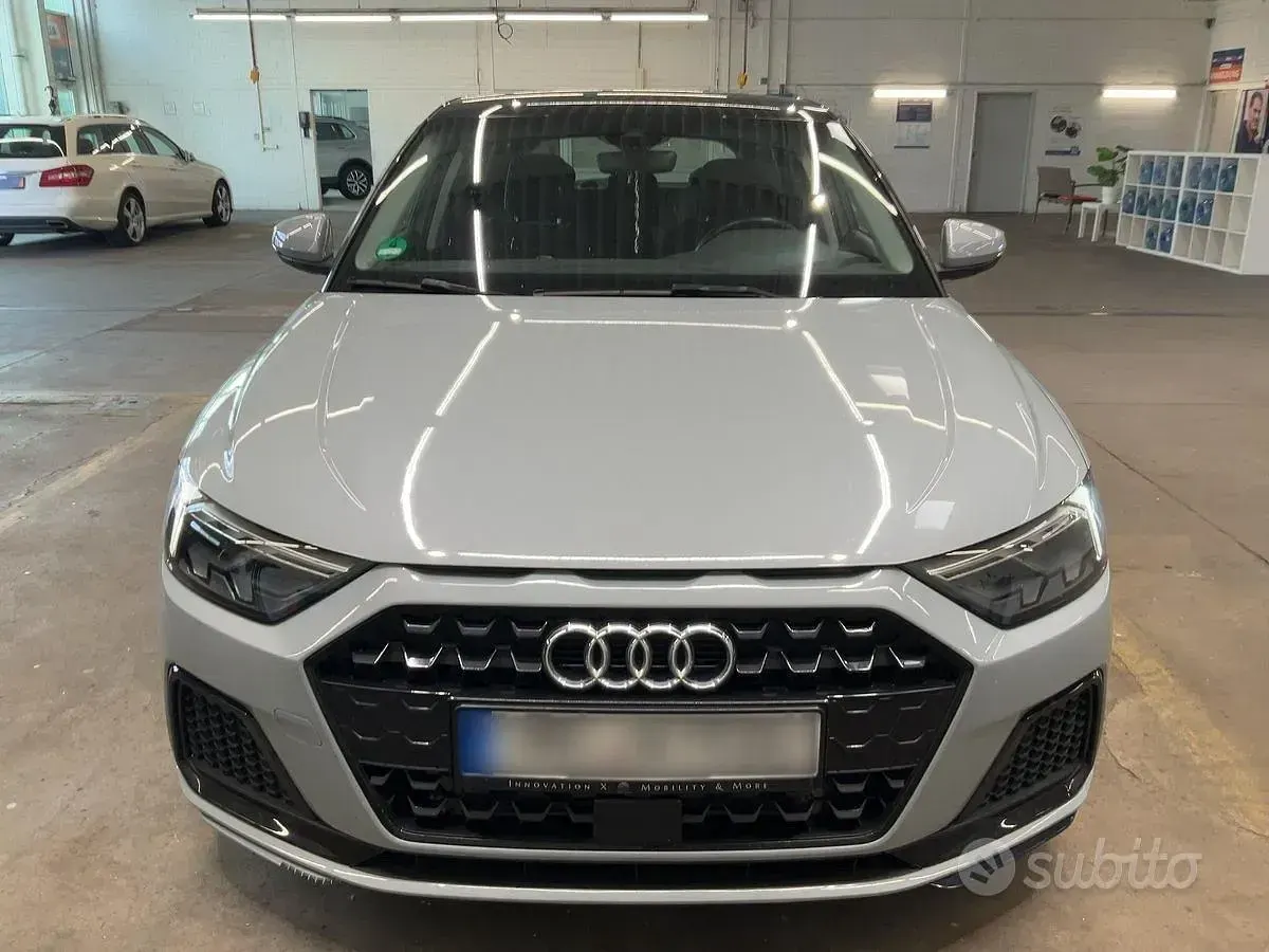 Usata Audi A1 Advanced Plus 110 CV (80 kW) 2021 Grigio SUV