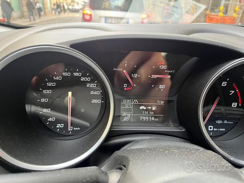 Usata Alfa Romeo Giulietta Distinctive 120 CV (88 kW) 2016 Nero Berlina