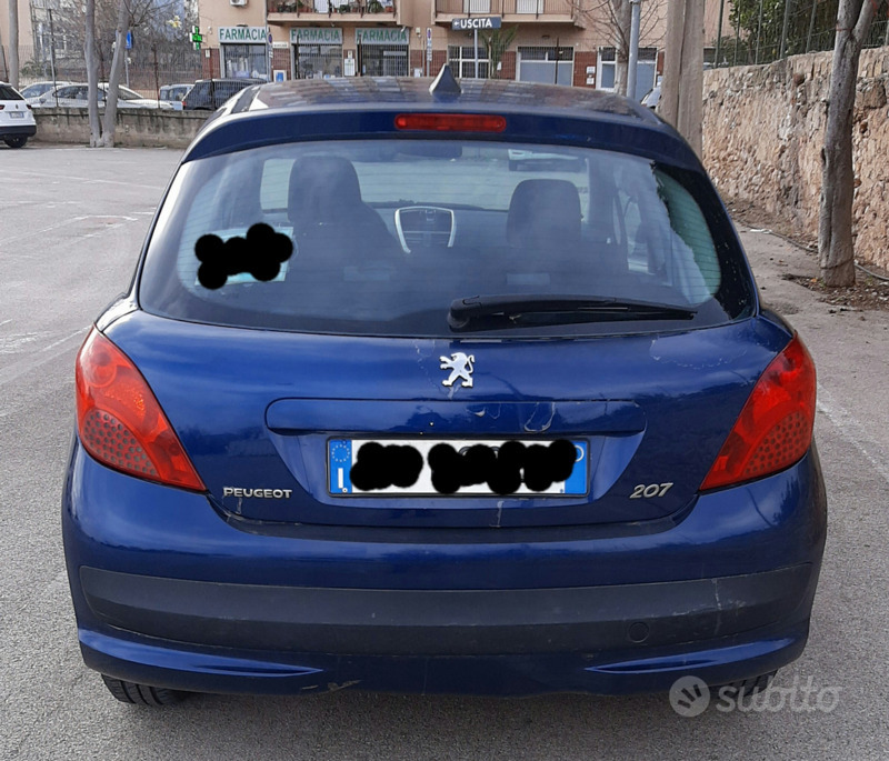 Usato 2007 Peugeot 207 1.4 Diesel 68 CV (2.800 €)