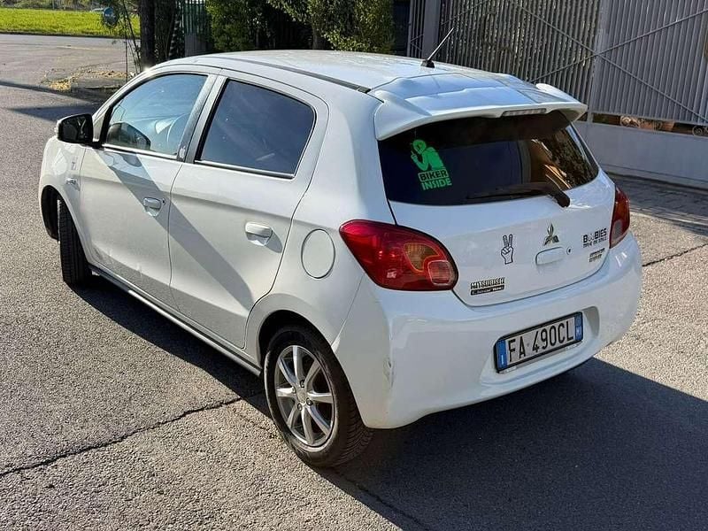 Usata Mitsubishi Space Star Intense 71 CV (52 kW) 2015 Utilitaria