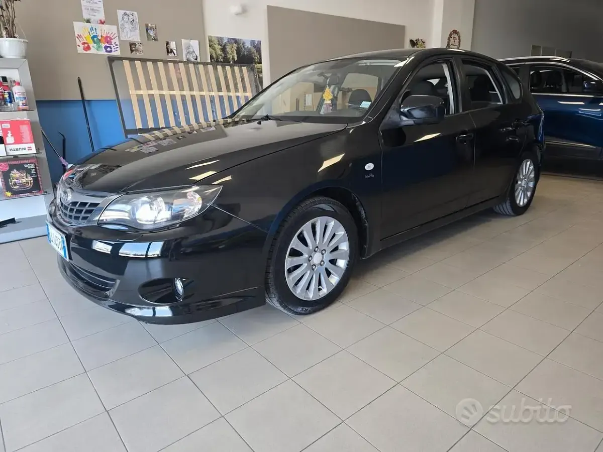 Usata Subaru Impreza Trend 150 CV (110 kW) 2011 Nero Berlina