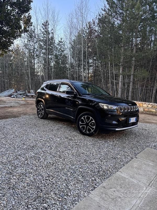 Nero Usata 2024 Jeep Compass SUV | 24.000 € (Super prezzo) - Immagine 1/4