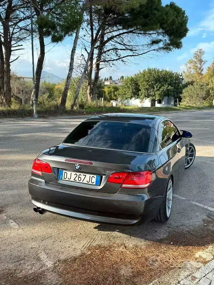 Usata BMW 330 Cabriolet 231 CV (169 kW) 2007 Cabrio
