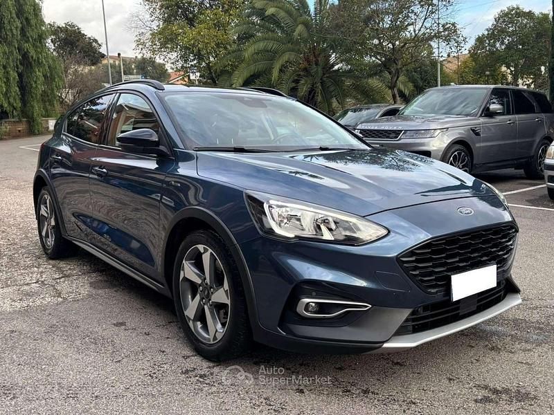Usata Ford Focus Active 120 CV (88 kW) 2019 Blu/azzurro Berlina