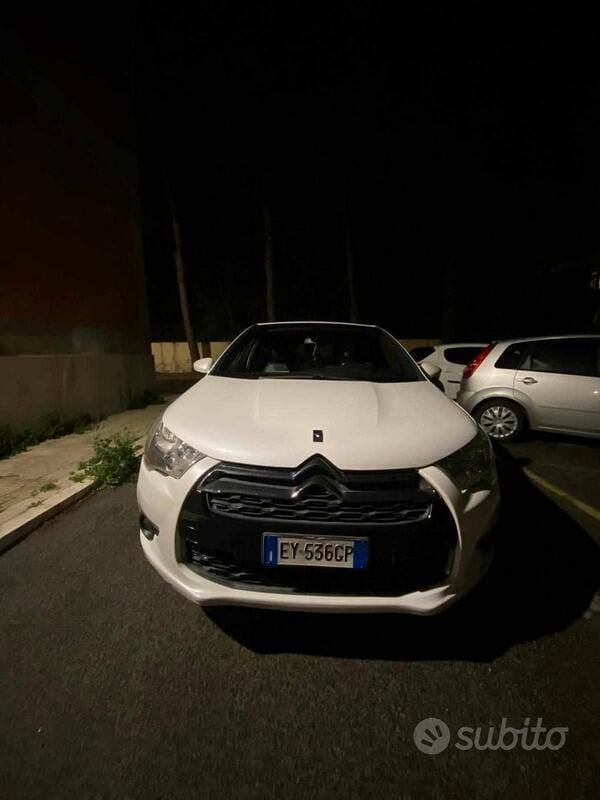 Usata DS Automobiles DS4 120 CV (88 kW) 2015 Bianco Berlina