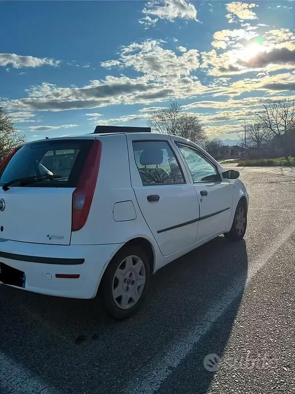 Usata Fiat Punto 2002 Bianco Utilitaria