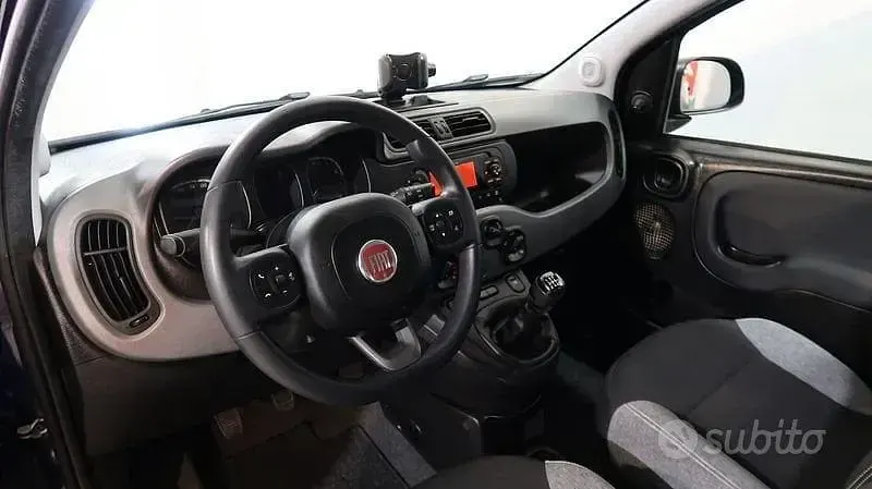 Usata Fiat Panda City Life 70 CV (51 kW) 2021 Blu Utilitaria