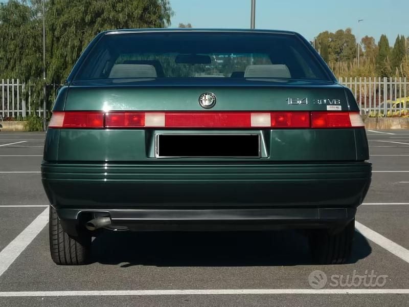 Usata Alfa Romeo 164 188 CV (138 kW) 1989 Verde Berlina
