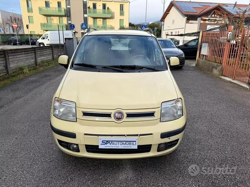 Usata Fiat Panda 59 CV (43 kW) 2009 Giallo Utilitaria