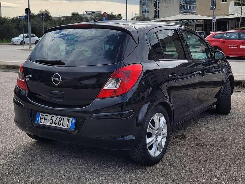 Occasion Opel Corsa Club 80 ch (58 kW) 2010 Noir Citadine